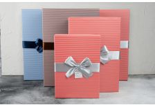 Набор подарочных коробок 1/3  ПРЯМОУГОЛЬНЫЕ в полоску с атласным бантом