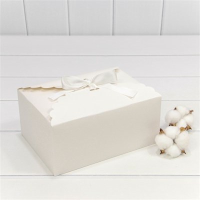 КОРОБКА ПРЯМОУГОЛЬНАЯ 22*16*10 СБОРНАЯ С АТЛАСНОЙ ЛЕНТОЙ БЕЛЫЙ 1/20 1/500 НФ-00020795